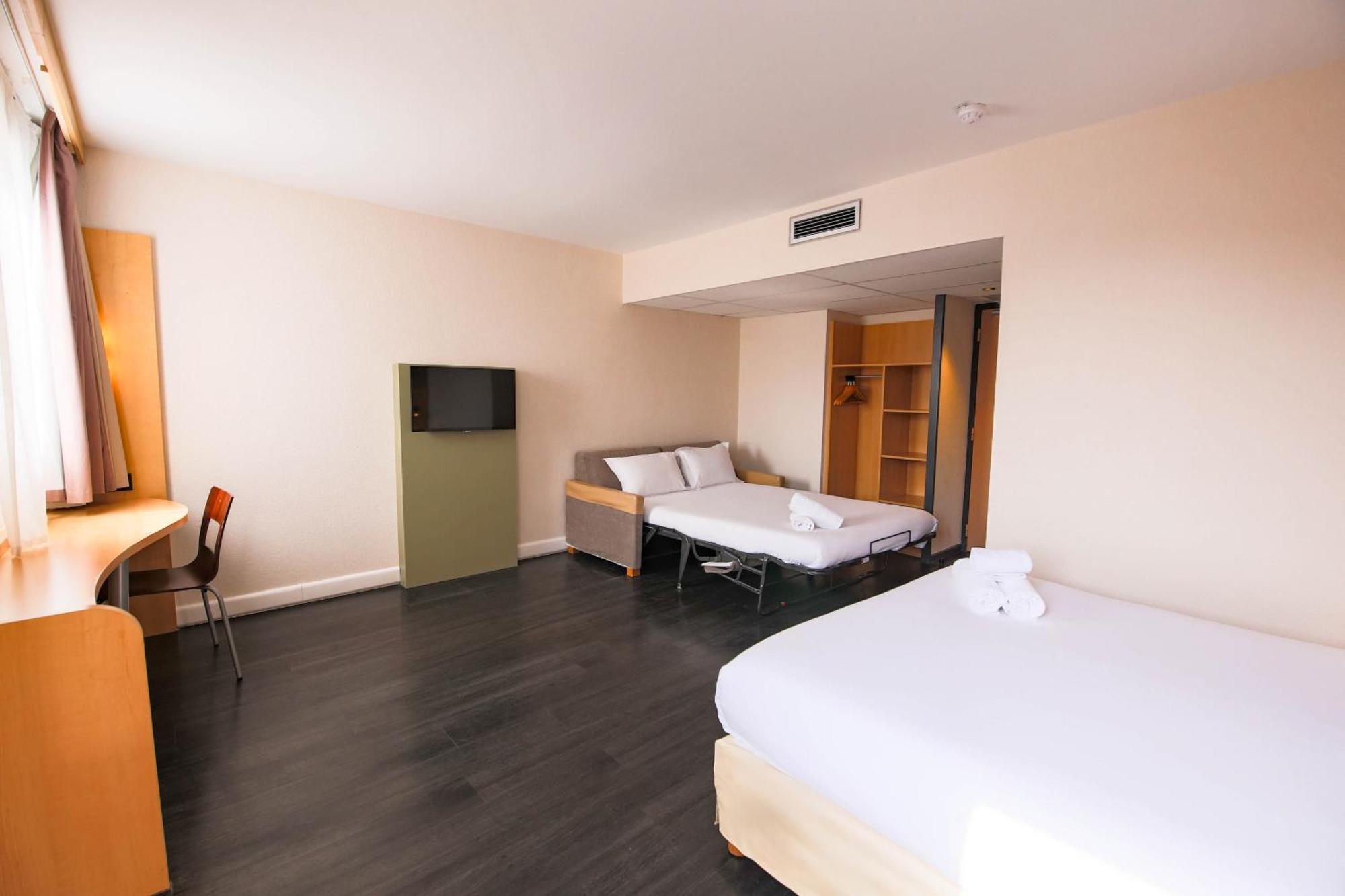 easyHotel Nice Palais des Congrès – Old Town Extérieur photo