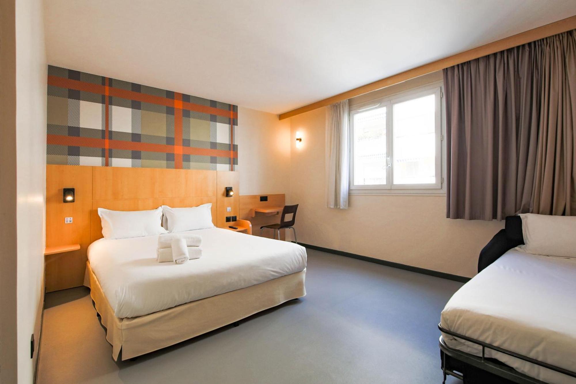 easyHotel Nice Palais des Congrès – Old Town Extérieur photo
