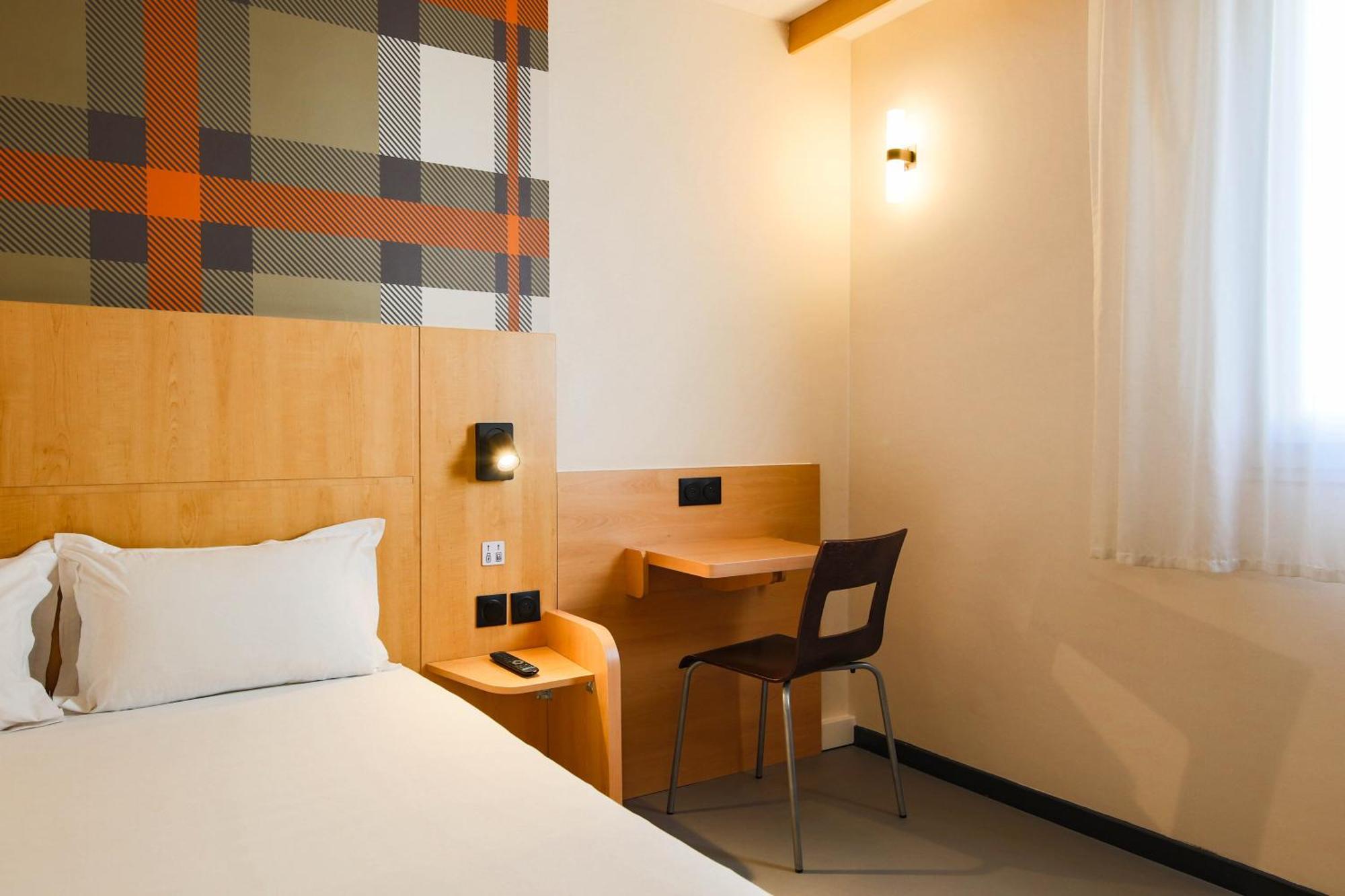 easyHotel Nice Palais des Congrès – Old Town Extérieur photo