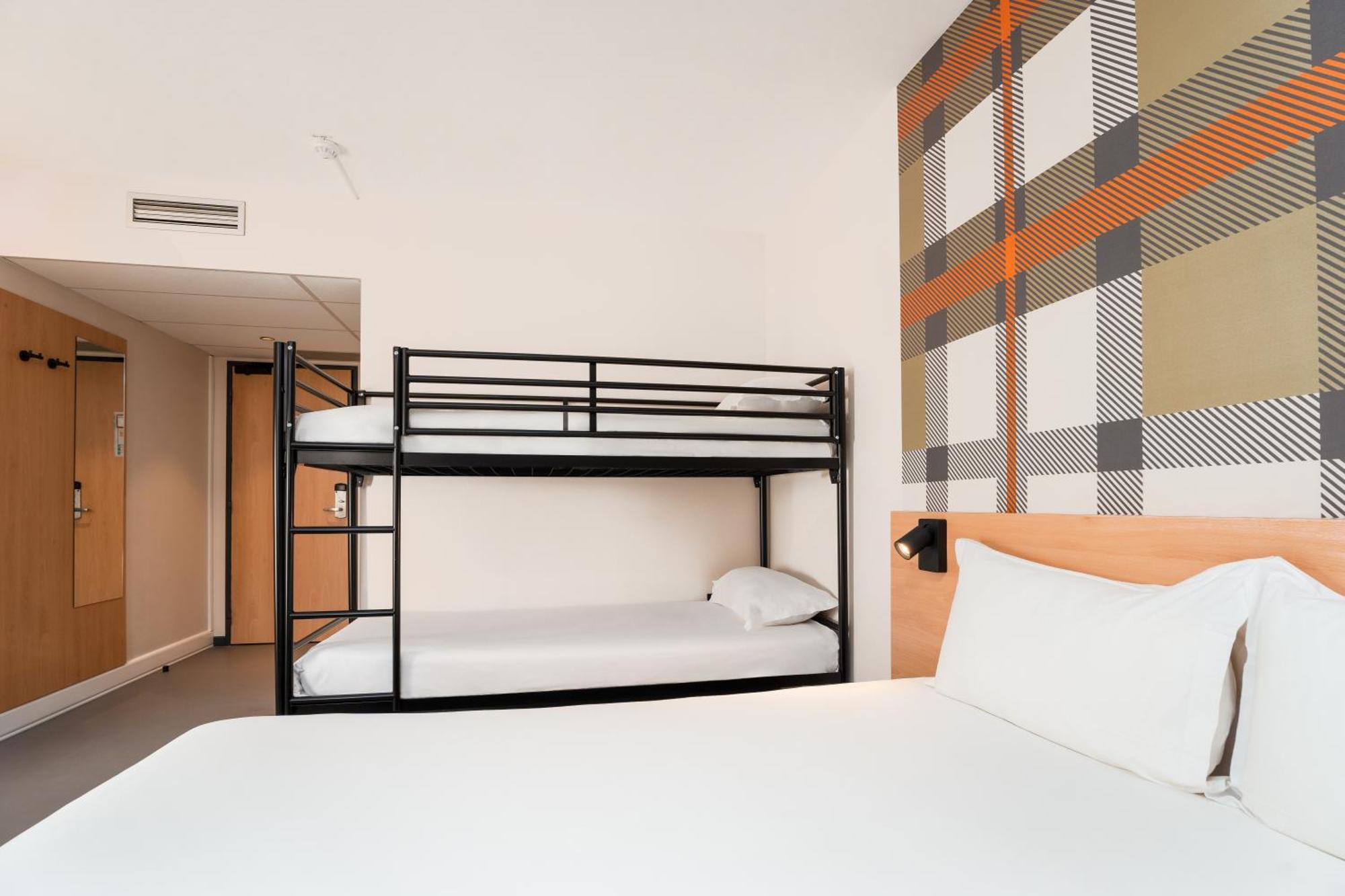 easyHotel Nice Palais des Congrès – Old Town Extérieur photo
